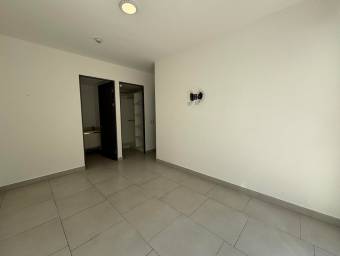Se vende moderno apartamento en condominio de San Pablo Heredia 25-1267