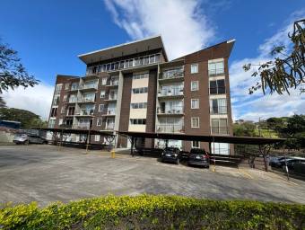 Se vende moderno apartamento en condominio de San Pablo Heredia 25-1267