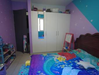 Se vende apartamento en torre de San Pablo Heredia 25-1134