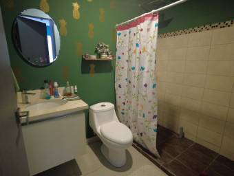 Se vende apartamento en torre de San Pablo Heredia 25-1134