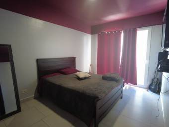 Se vende apartamento en torre de San Pablo Heredia 25-1134
