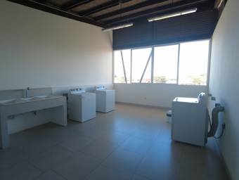 Se vende apartamento en torre de San Pablo Heredia 25-1134