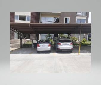 Se vende espacioso apartamento en condominio de San Pablo Heredia 24-1768