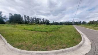 Se vende lote de 7000m2 en residencial de Santa bárbara Heredia 25-1530