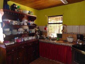 Se vende casa con amplio lote en Buena vista de Barva 23-1445