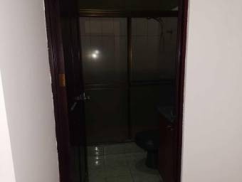Se vende espaciosa casa con terraza en San Francisco de Heredia 26-372