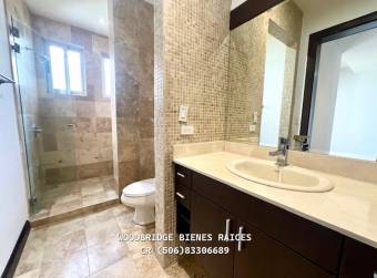 Escazu casa alquiler de lujo $5.500 o en venta $880.000