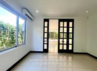 Escazu casa alquiler de lujo $5.500 o en venta $880.000