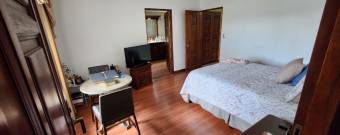 CURRIDABAT GRANADILLA NORTE VENDO CASA $350.000