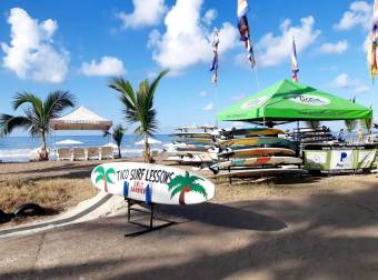 VENTA DE CASA EN CONDOMINIO CENTRICO EN JACO 