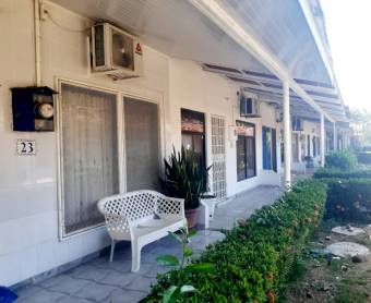 VENTA DE CASA EN CONDOMINIO CENTRICO EN JACO 