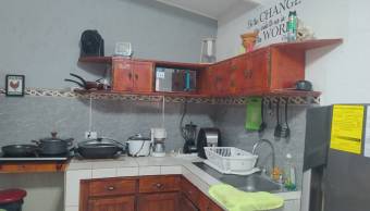 VENTA DE VILLA EN CONDOMINIO DON ROBERTO AMOBLADA