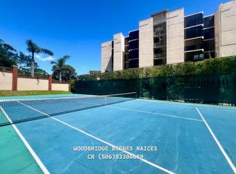 Escazu condo lujo en alquiler Condominio Monteplata $5.000 /380 mts., super vista!