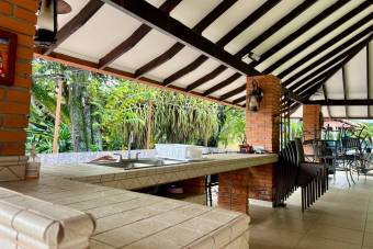 EN VENTA Quinta recreacional con piscina y más