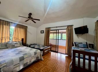 EN VENTA Quinta recreacional con piscina y más