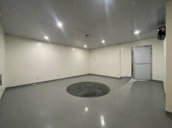 Se vende local comercial para inversión en Santo Domingo Heredia 26-161, ₡ 100,000,000, 2, Heredia, Santo Domingo