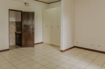 VENTA DE CASA CON PISCINA, ALAJUELA, OROTINA, HACIENDA VIEJA - 9605843