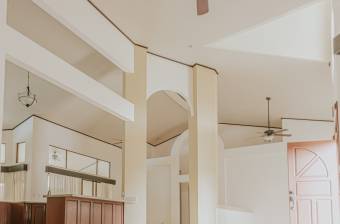 VENTA DE CASA CON PISCINA, ALAJUELA, OROTINA, HACIENDA VIEJA - 9605843