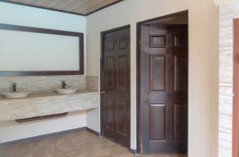 VENTA DE CASA CON PISCINA, ALAJUELA, OROTINA, HACIENDA VIEJA - 9605843