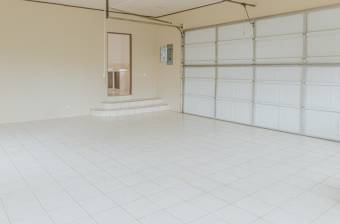 VENTA DE CASA CON PISCINA, ALAJUELA, OROTINA, HACIENDA VIEJA - 9605843