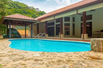 VENTA DE CASA CON PISCINA, ALAJUELA, OROTINA, HACIENDA VIEJA - 9605843