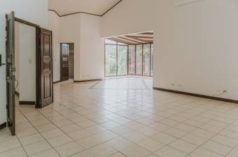 VENTA DE CASA CON PISCINA, ALAJUELA, OROTINA, HACIENDA VIEJA - 9605843