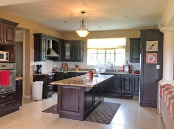 HOUSE FOR SALE AND RENT WITH 2-HECTARE LAND, CORONADO