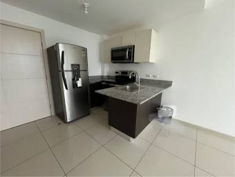 Se vende moderno apartamento en condominio de Mata redonda 26-854