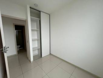Se vende moderno apartamento en condominio de Mata redonda 26-854