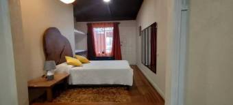 Se vende espaciosa casa en San Rafael de Escazú 25-41