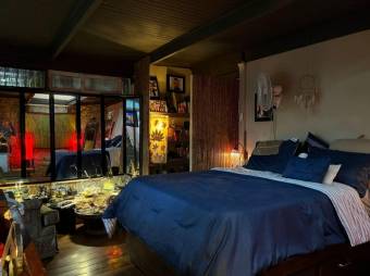 Se vende espaciosa casa en San Rafael de Escazú 25-41