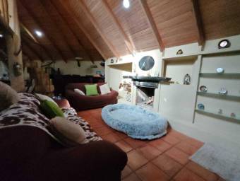 Se vende espaciosa casa con patio en Concepción de Heredia 25-1957