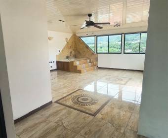 House and apartment in Higuito de Desamparados, San José. Bank-owned property.