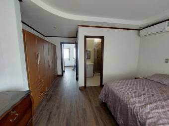 Se alquila casa amoblada en condominio de Lindora Santa Ana 26-672