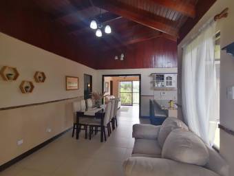 Se vende propiedad con 1499m2 en Santo Domingo Heredia 25-632