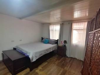 Se vende propiedad con 1499m2 en Santo Domingo Heredia 25-632