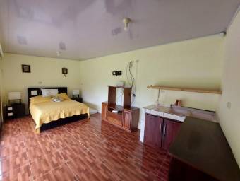 Se vende finca de 2,456m2 en Concepción de Heredia 26-434