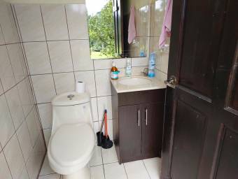 Se vende finca de 2,456m2 en Concepción de Heredia 26-434