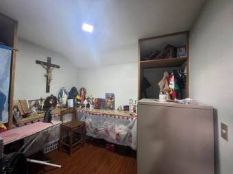 Se vende propiedad con uso mixto en Heredia Centro 26-59