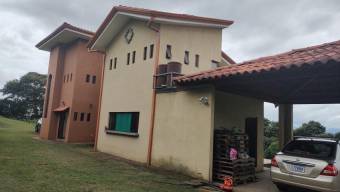 Se vende propiedad con lote de 7000m2 en Concepción de Heredia 25-1107 Se vende propiedad con lote de 7000m2 en Concepción de Heredia 25-1107