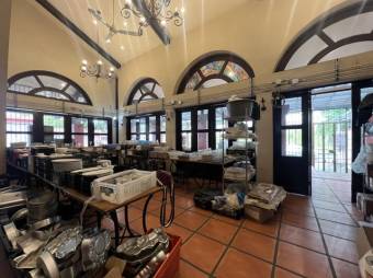 MLS-26-745 LS VENTA EDIFICIO COMERCIAL MERCEDES HEREDIA