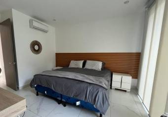 Se vende moderna casa en condominio de San Antonio de Escazú 26-353