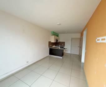 Apartment for sale in Condominio Bambú 106, Lagunilla de Heredia. Bank-owned property.