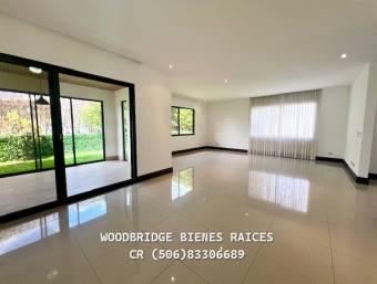 Casa en alquiler Lomas Del Valle Santa Ana $4.600 /4 dormitorios