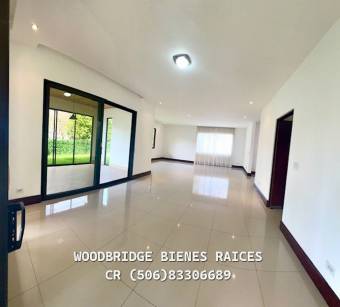 Casa en alquiler Lomas Del Valle Santa Ana $4.600 /4 dormitorios