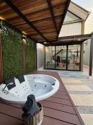 Live in a Modern Loft in Huacas