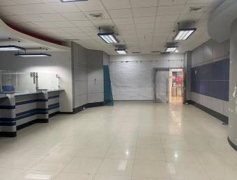¡Oportunidad de Inversión! Vendemos dos Locales en uno en el Centro Comercial Paseo de las Flores He, $ 600,000, 2, Heredia, Heredia