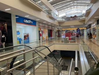 ¡Oportunidad de Inversión! Vendemos dos Locales en uno en el Centro Comercial Paseo de las Flores He, $ 600,000, 2, Heredia, Heredia