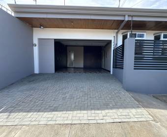 1-level house for sale in Bello Horizonte, Escazú 1-level house for sale in Bello Horizonte, Escazú