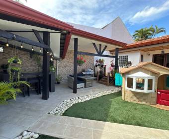 1-level house for sale in Bello Horizonte, Escazú 1-level house for sale in Bello Horizonte, Escazú